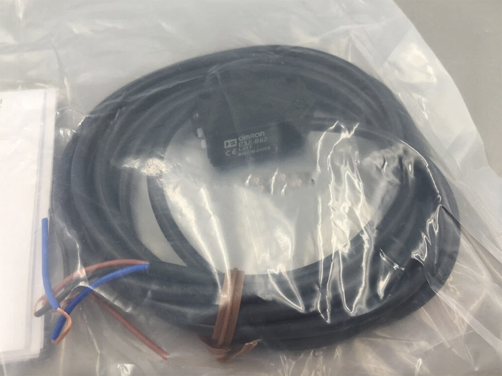 1PCS E3Z-B82 POWER SUPPLY MODULE NEW 100% Best price and quality assurance