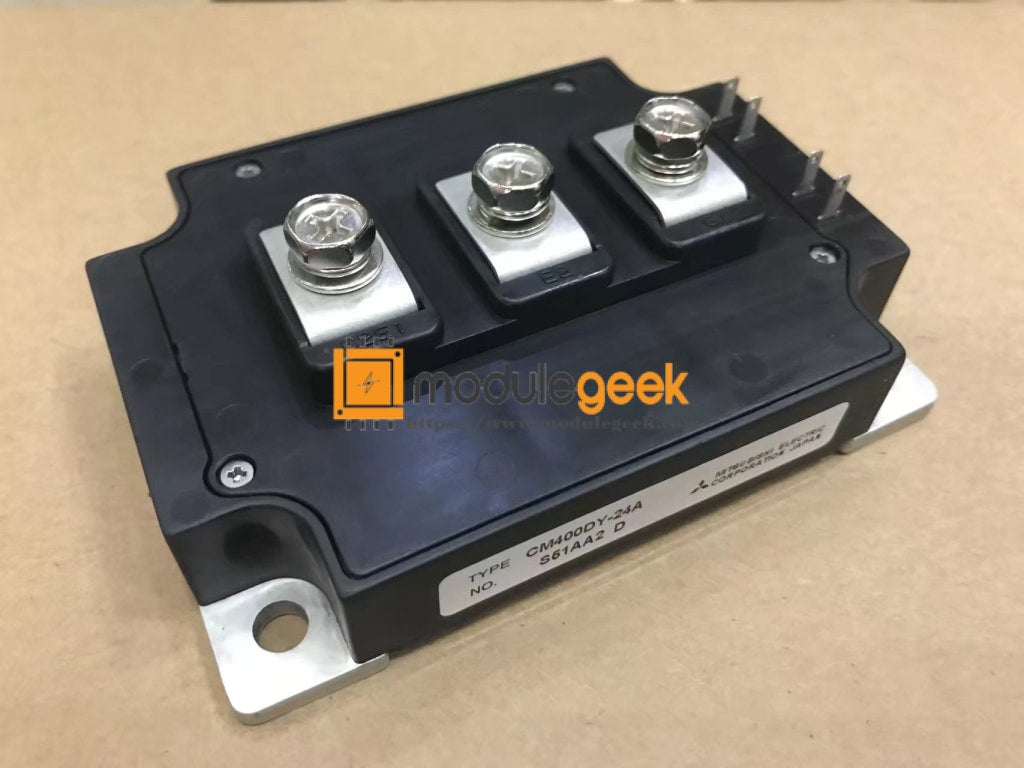 1PCS New Mitsubishi CM100DY-24A Module CM100DY24A 1PCS New Mitsubishi CM100DY-24A Module CM100DY24A