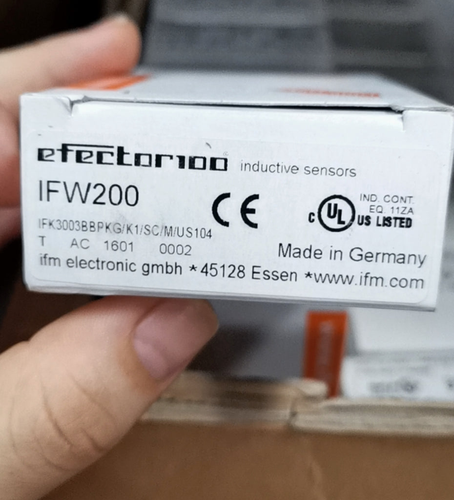 1PCS IFM IFW200 POWER SUPPLY MODULE NEW 100% Best price and quality assurance