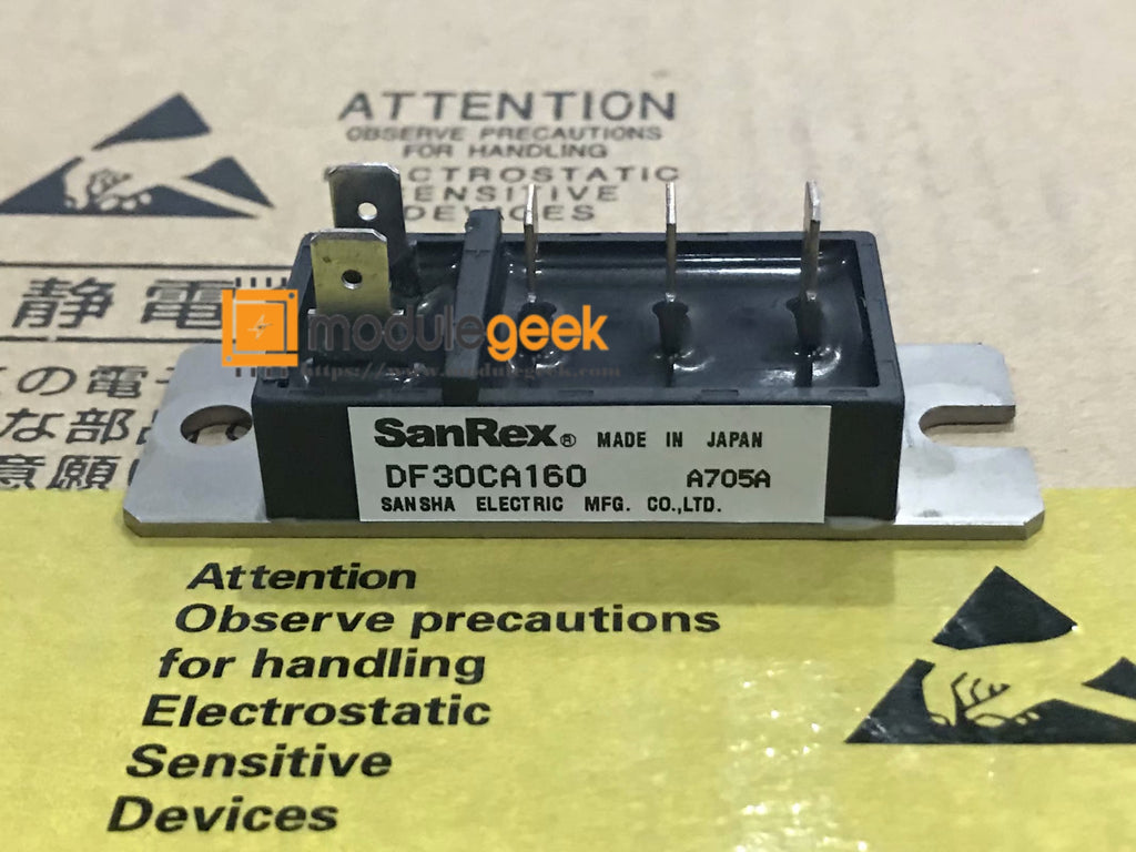 650696_8 650696_8